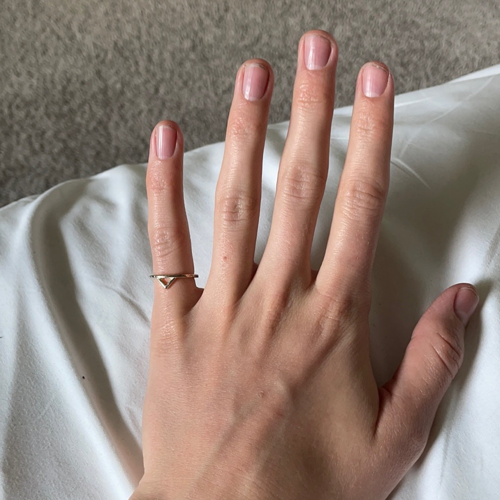 geometric triangle ring - Picture 2 of 3